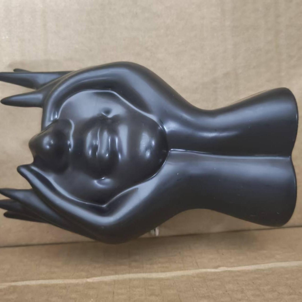 Artistic Hand and Face Sculpture Brush Holder, Minimalist Abstract Decor for Vanity and Desk, Elegant Desktop Accessory