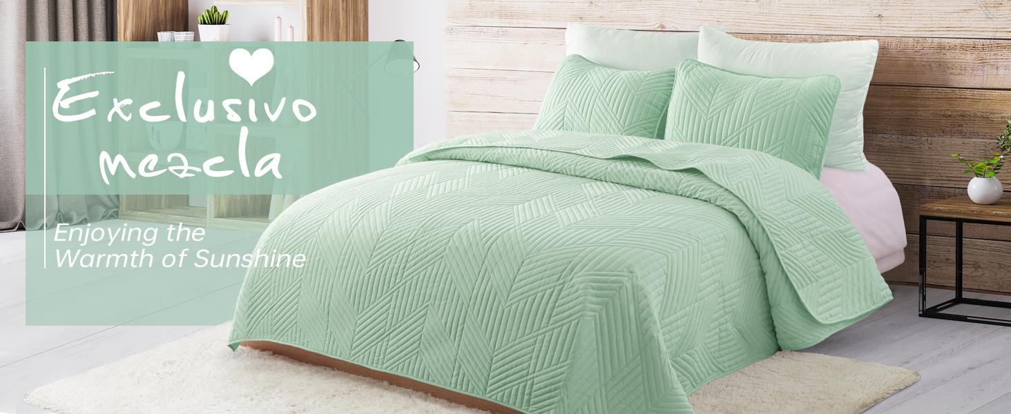 Exclusivo Mezcla Quilt Bedding Set, Lightweight Bedspreads Soft Modern Geometric Coverlet Set for All Seasons