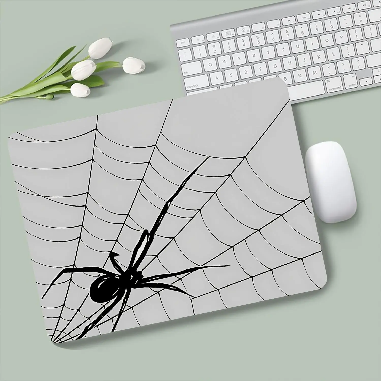 Black Spider Web Minimalist Dark Style Mouse Pad, Gaming Mini Desk Mat, Desktop Protection Pad, Non-Slip Rubber Coaster, Vintage Mouse Pad, Suitable for Office Use
