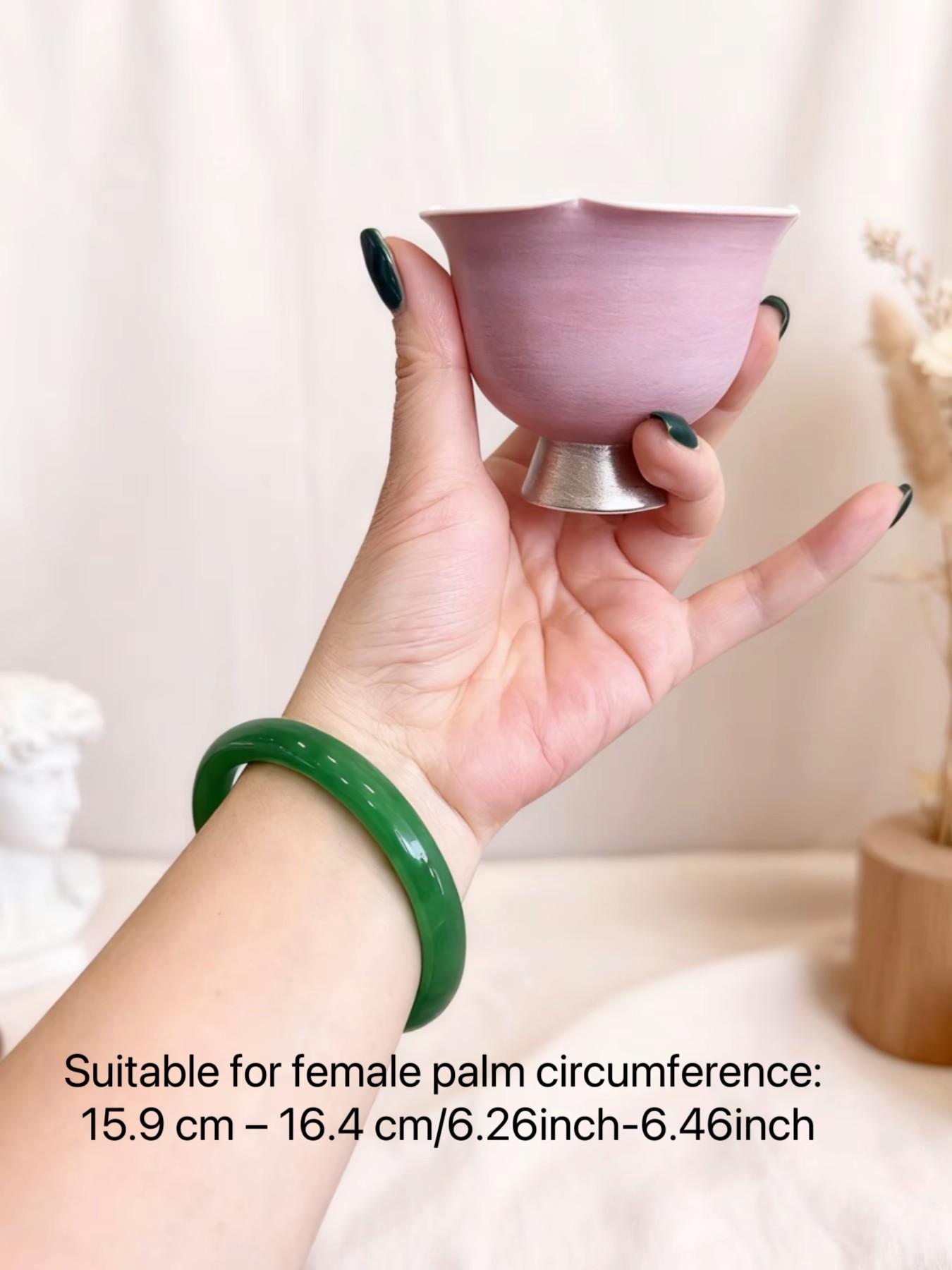 Elegant Eastern Style Jade Bracelet with Gift Box, Beautiful Bangle, Perfect Gift, Traditional Chinese Jewelry, Fine Craftsmanship