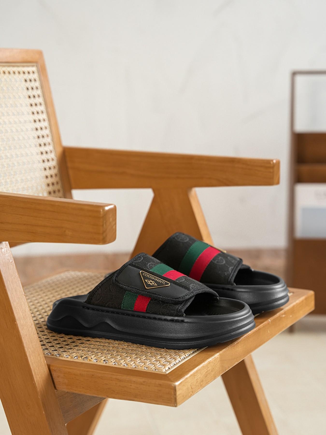 Lightweight Soft Sole Men's Slippers, Home Quiet Anti-Slip Floor Slippers, Comfortable and Durable Design, Perfect for Daily Use, Non slip slippers, Footwear