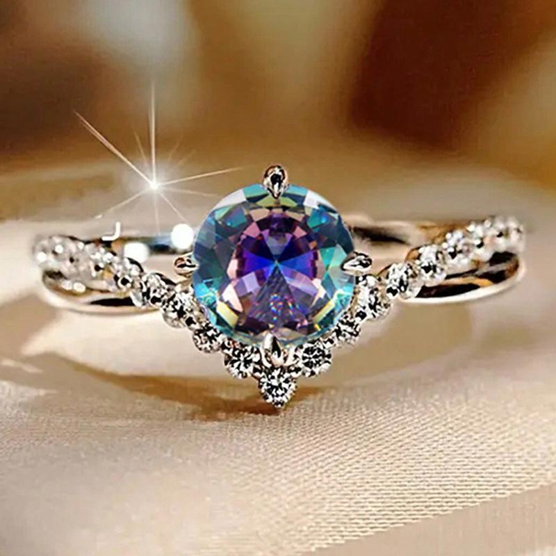 Minimalist Zircon Couple Ring, Sparkly Chevron V Shape Wedding Band, Four-Prong Cubic Zirconia Promise Ring, Stackable Engagement Ring for Women, Elegant Everyday Jewelry Gift for Wedding, Anniversary, Valentine's Day, Daily Wear
