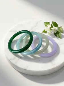 Elegant Oriental Style Jade Bracelet, Exquisite Bracelet with Gift Box, Perfect Gift Choice, Traditional Chinese Jewelry, High-Quality Craftsmanship