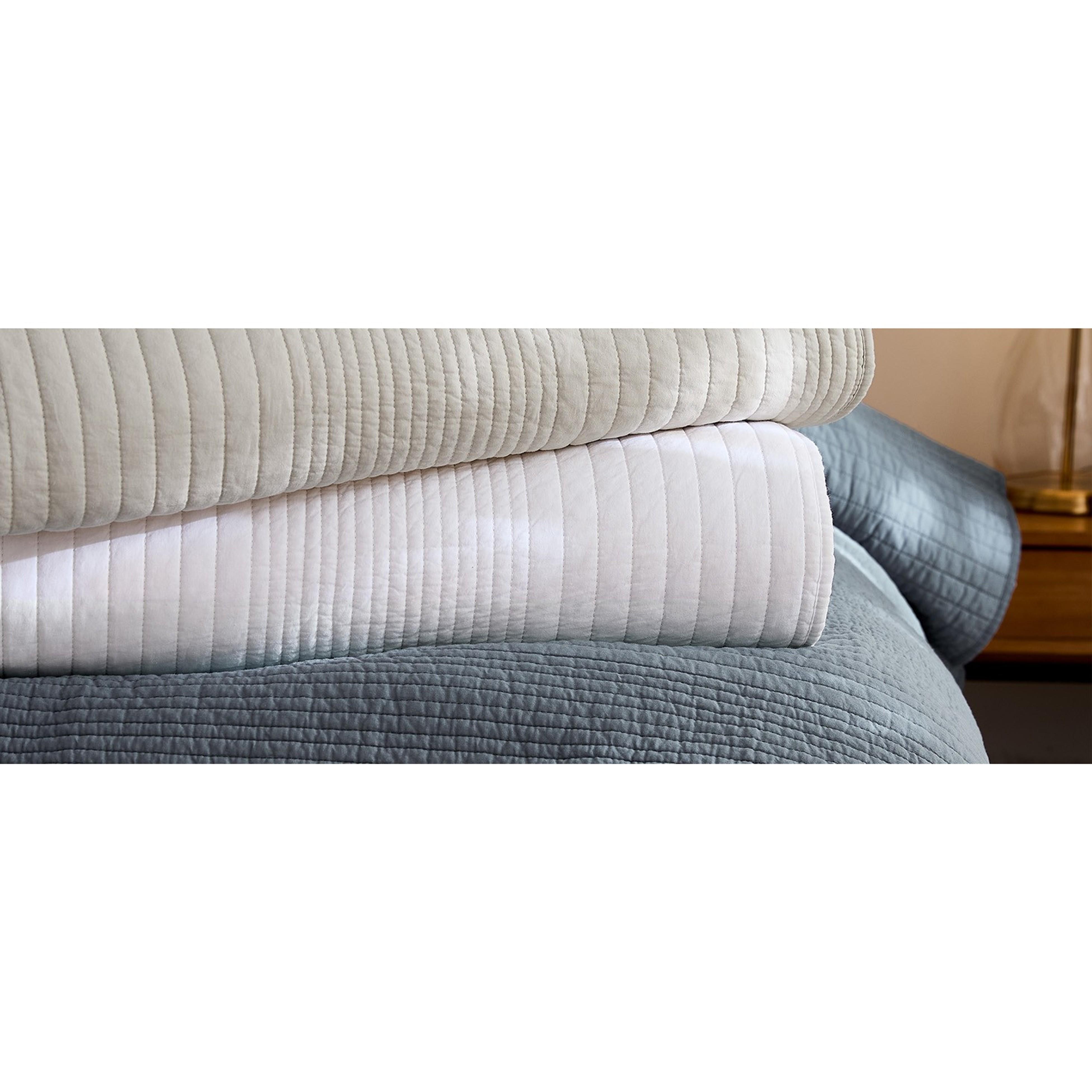 Queen Size 100% Cotton Striped White Bedding Set - Lightweight Crinkly Channel Pick Stitch Textured Bedspread, Shabby Chic Farmhouse Country Coverlet with 2 Shams for All Seasons Queen Size 100% Cotton Striped White Bedding Set - Lightweight Crinkly Channel Pick Stitch Textured Bedspread, Shabby Chic Farmhouse Country Coverlet with 2 Shams for All Seasons