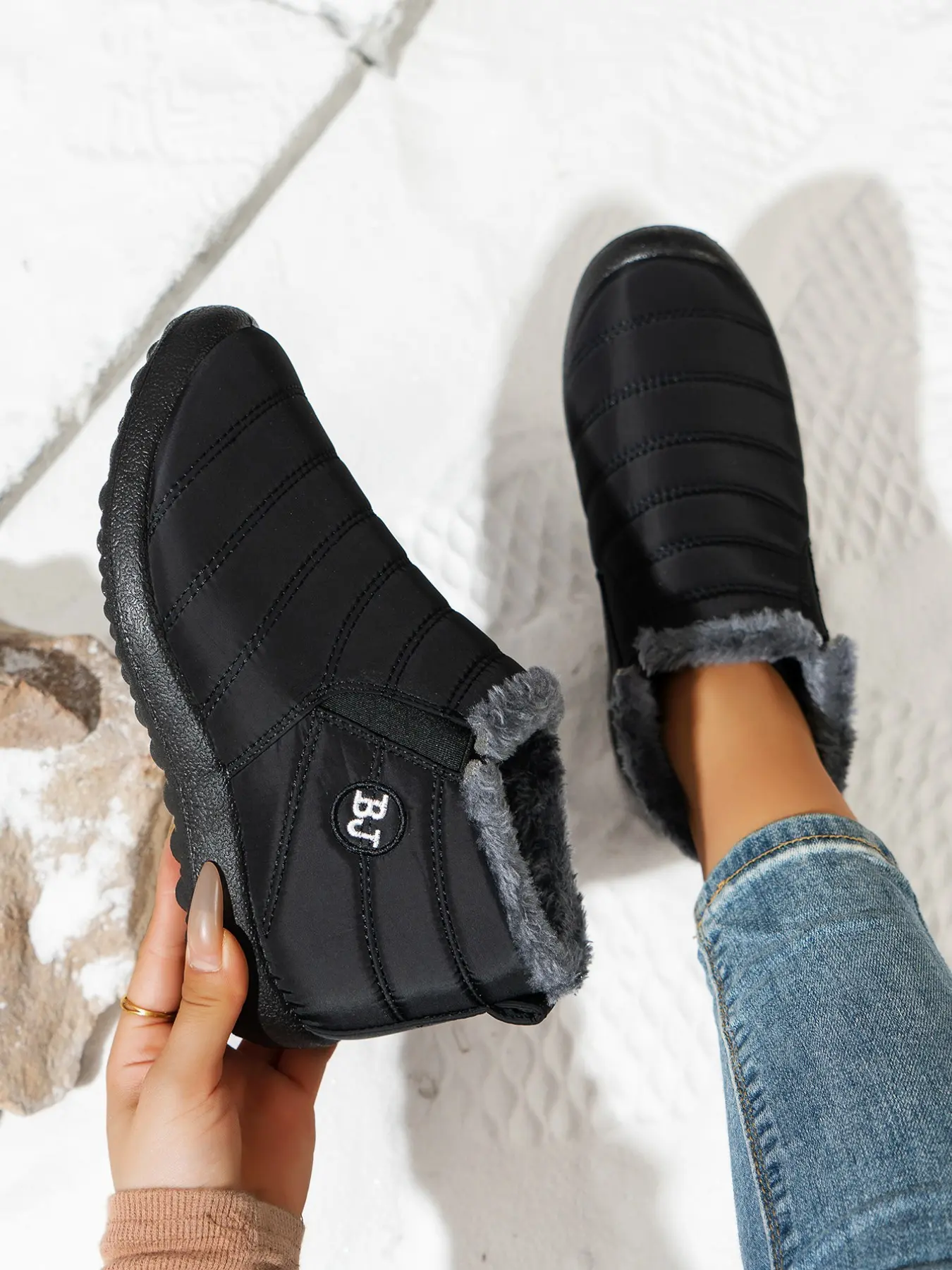 Women's Winter Waterproof Snow Boots, Warm Cotton Shoes, Round Toe, Wide Fit, Non-Slip PU Sole, Casual Style, Perfect for Cold Weather