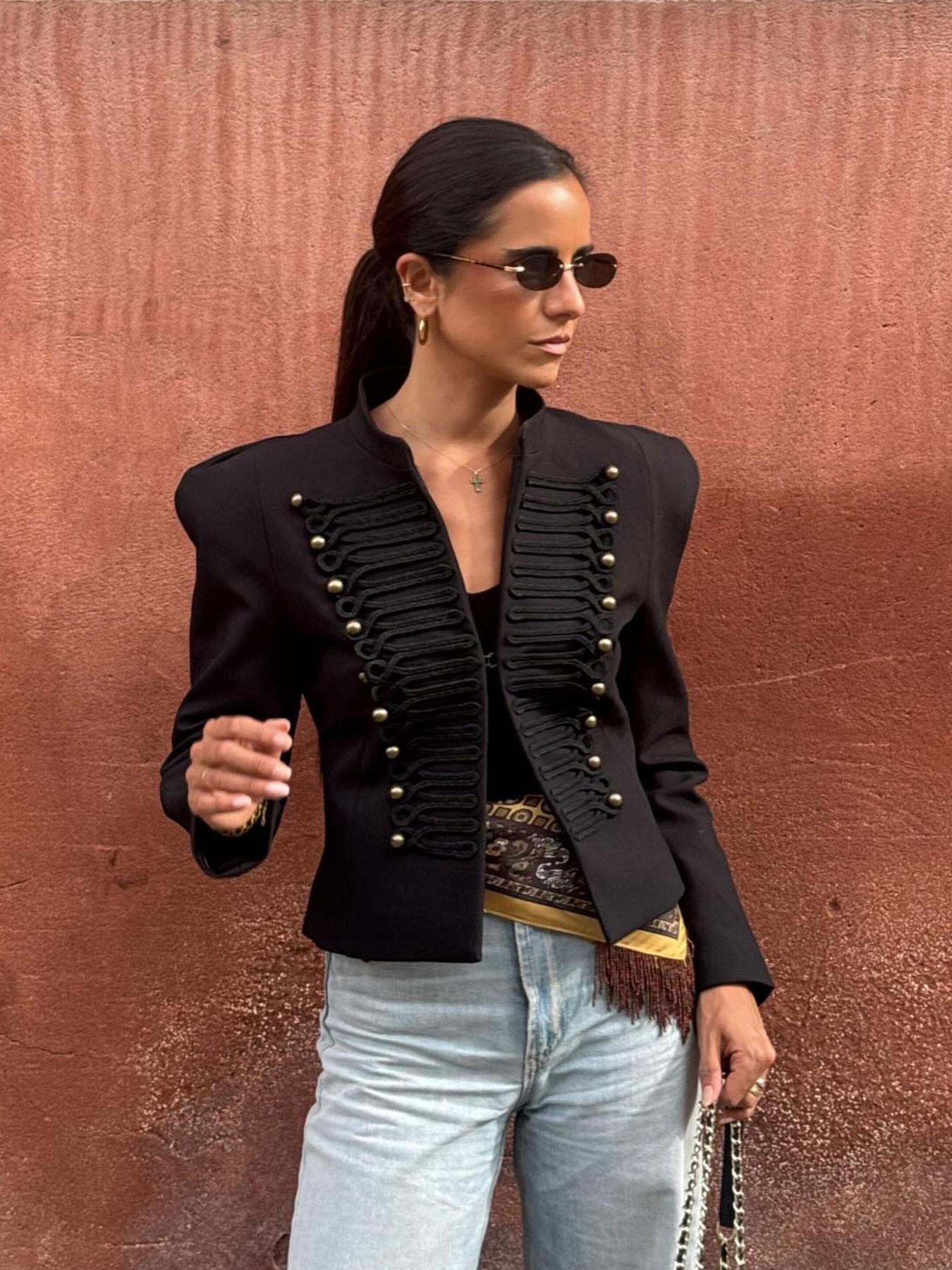 Women's Four-Season Retro Vintage Court Style Stand Collar Short Jacket Coats, Dual Gold Buttons, Waist Cinch, Fashionable Elegance Outerwear for Office and Dates, Fit