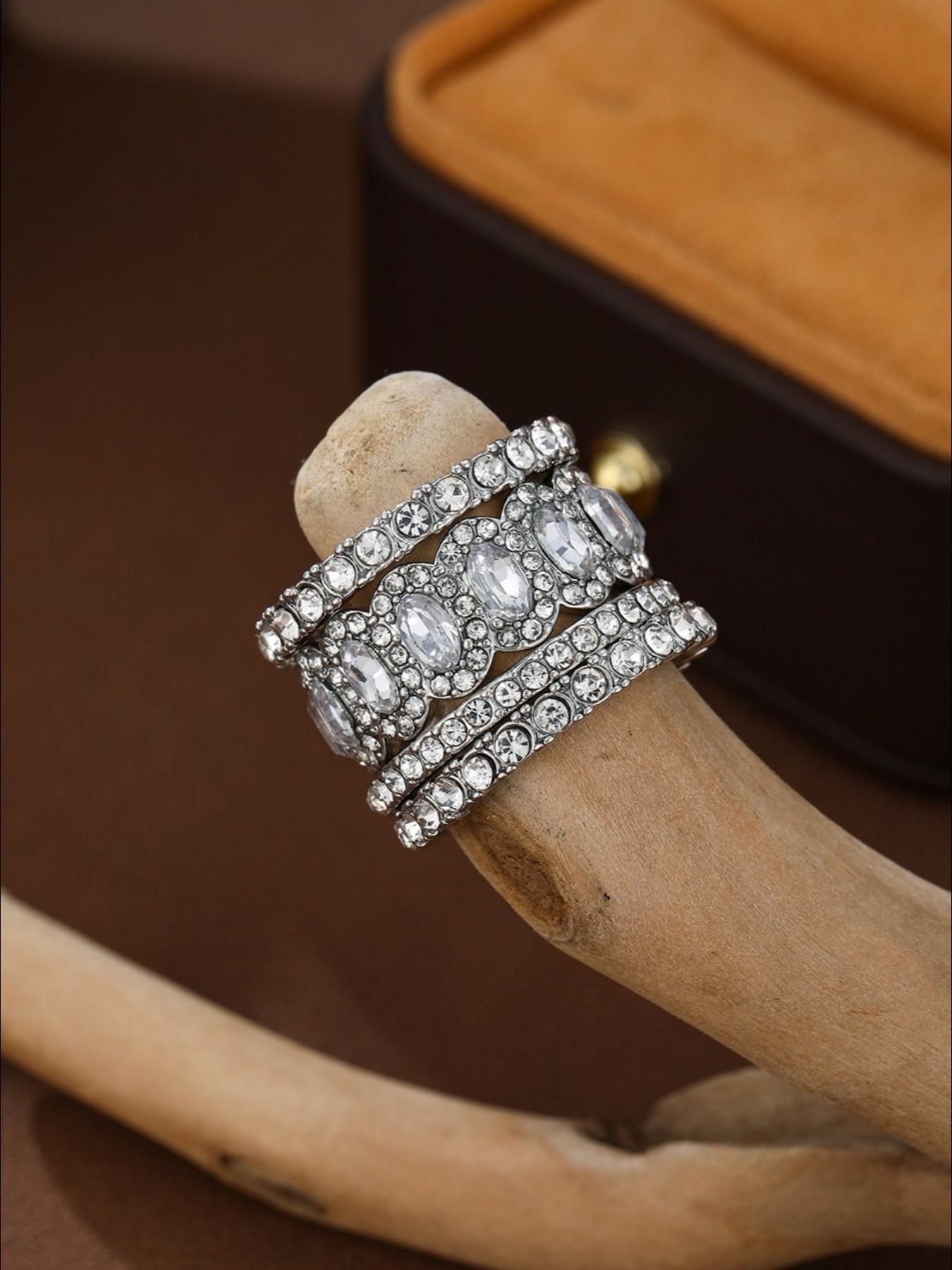 4pcs/set Luxury Inlay Shiny Zirconia Ring Set for Women Wedding Banquet Party Magnificent Stacking Jewelry Valentine'S Day Anniversary Gift Statement Rings