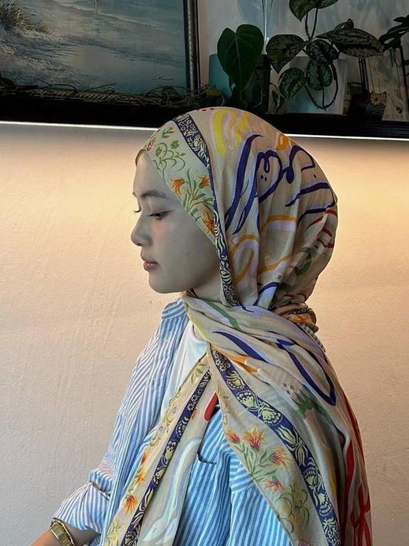 1pc Stylish Graffiti Print Modal Jersey Scarf, Tignon Scarf, Soft & Breathable Hijab for Women, Long Shawl for Everyday & Beach Use, Ramadan Gift