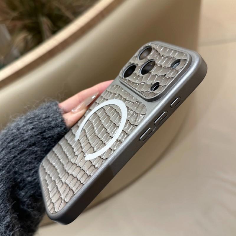 Magnetic crocodile leather pattern instantly changes to 17 shock-absorbing phone case suitable for iPhone 17 16 15 14 13 12 11ProMax Plus Air compatible with MagSafe wireless charging retro simple large window