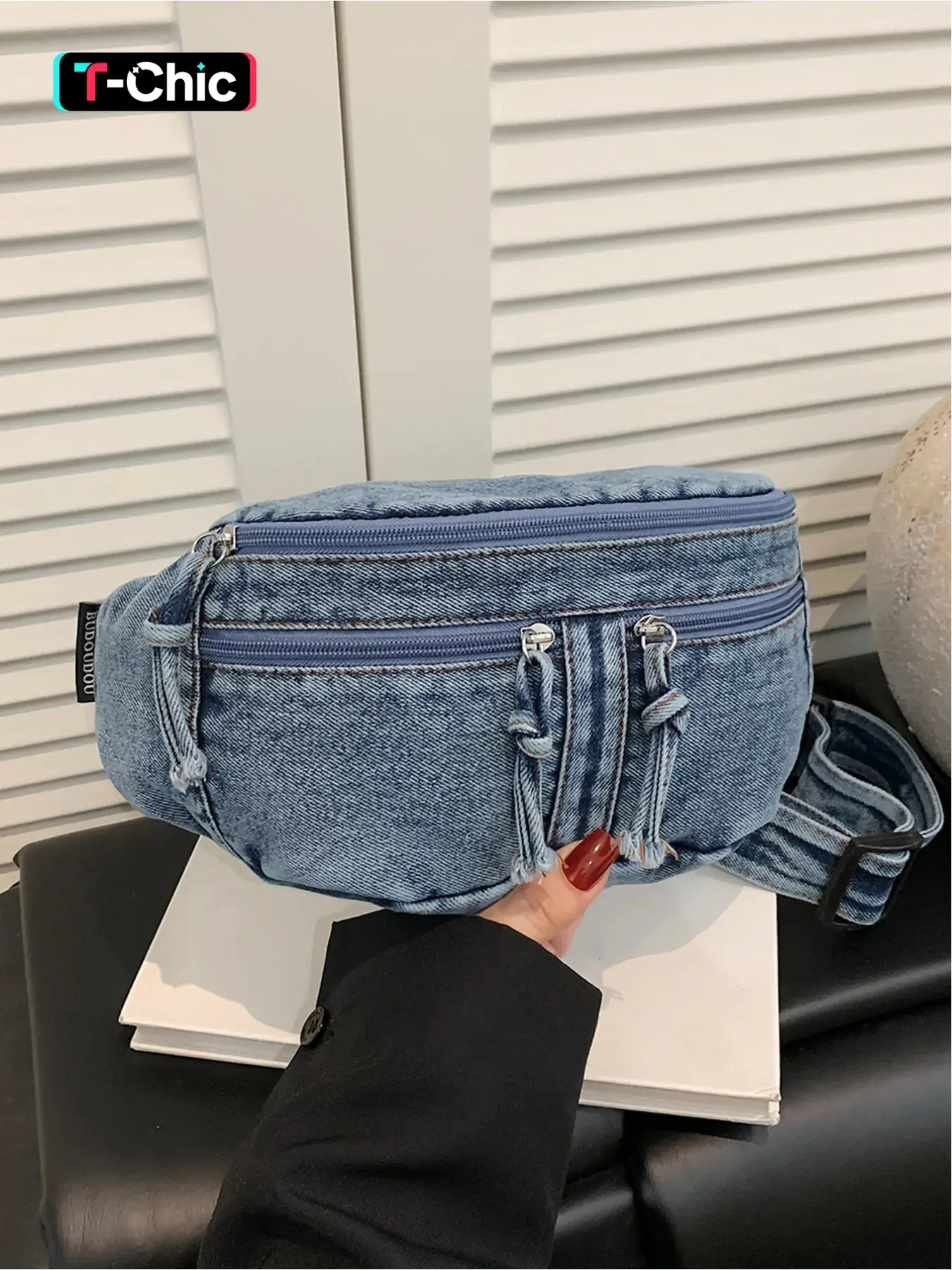Street style vintage washed frayed waist bag, Fashion waist packs, Waist Pack, Casual waist bag, Simple silhouette+frayed drawstring+multiple zipper layers, suitable for daily commuting, short trips
