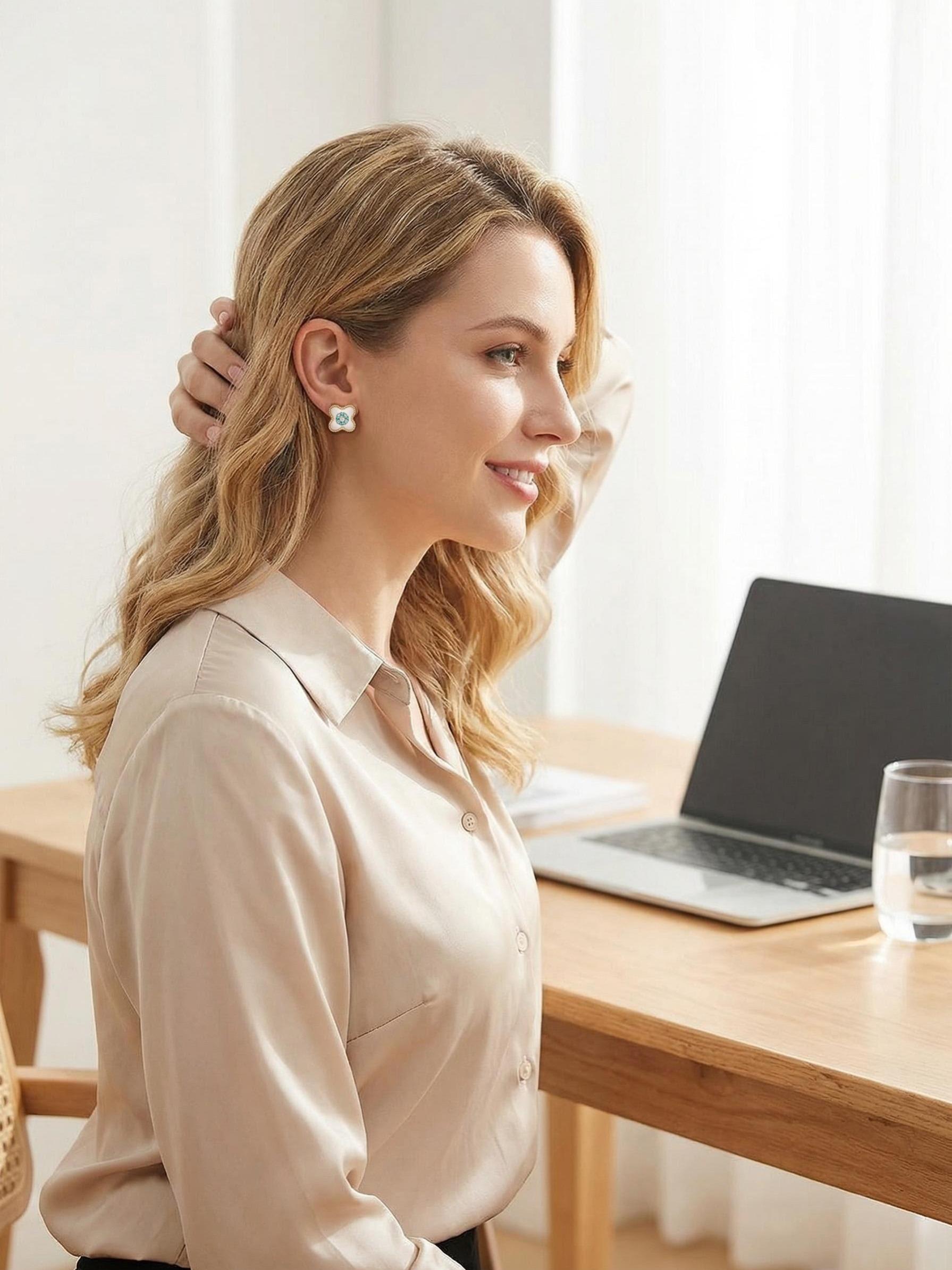 Vintage Clover Mother-Of-Pearl Turquoise Zircon Earrings, Elegant Lightweight Everyday Commuter Jewelry, Versatile Fashion Accessory