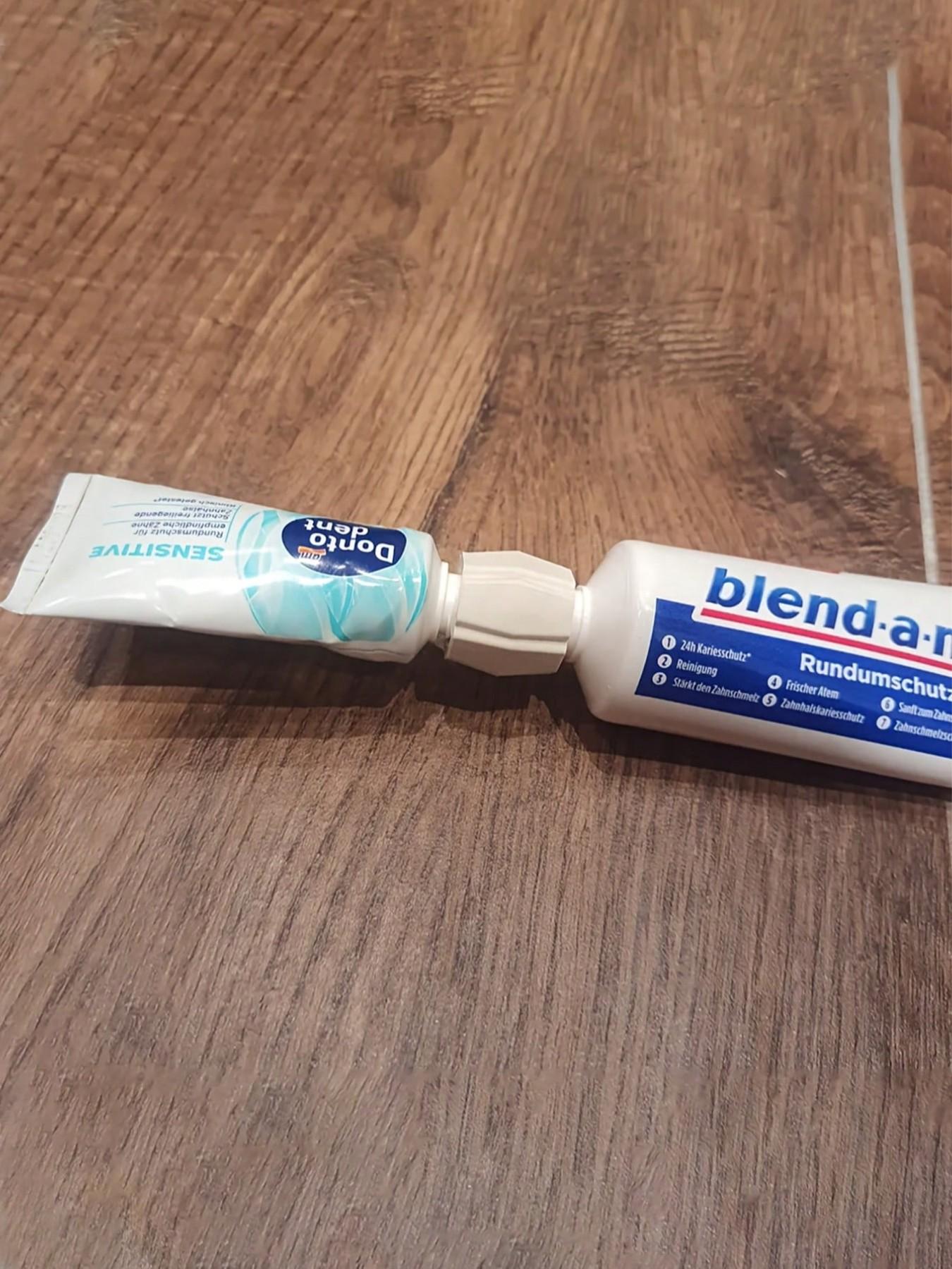 Plastic Toothpaste Tube and Face Wash Adapter Set, Refillable Bottles, Convenient Toothpaste Dispenser Tool Kit, Home Use, Travel Set, Toothpaste Squeezers