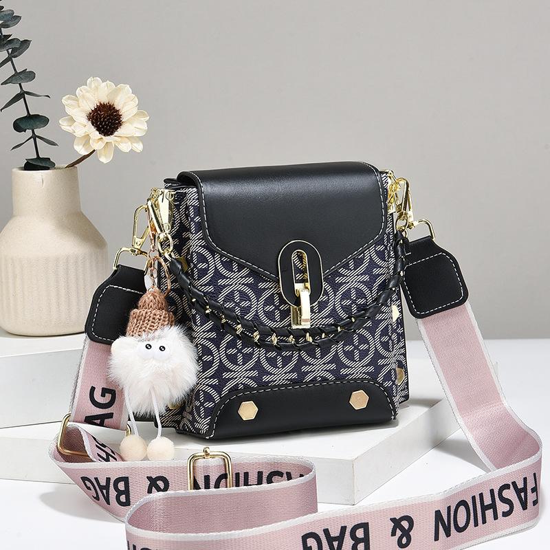 Dixi Women Mini Crossbody Phone Bag, Viral 2025 Summer Korean Style Small Shoulder Purse, Slim Portable Pocket Design For Cell Phone, Lightweight Soft Material & Adjustable Strap, All-Match Minimalist Look, Ideal For City Shopping, Daily Errands And Casua