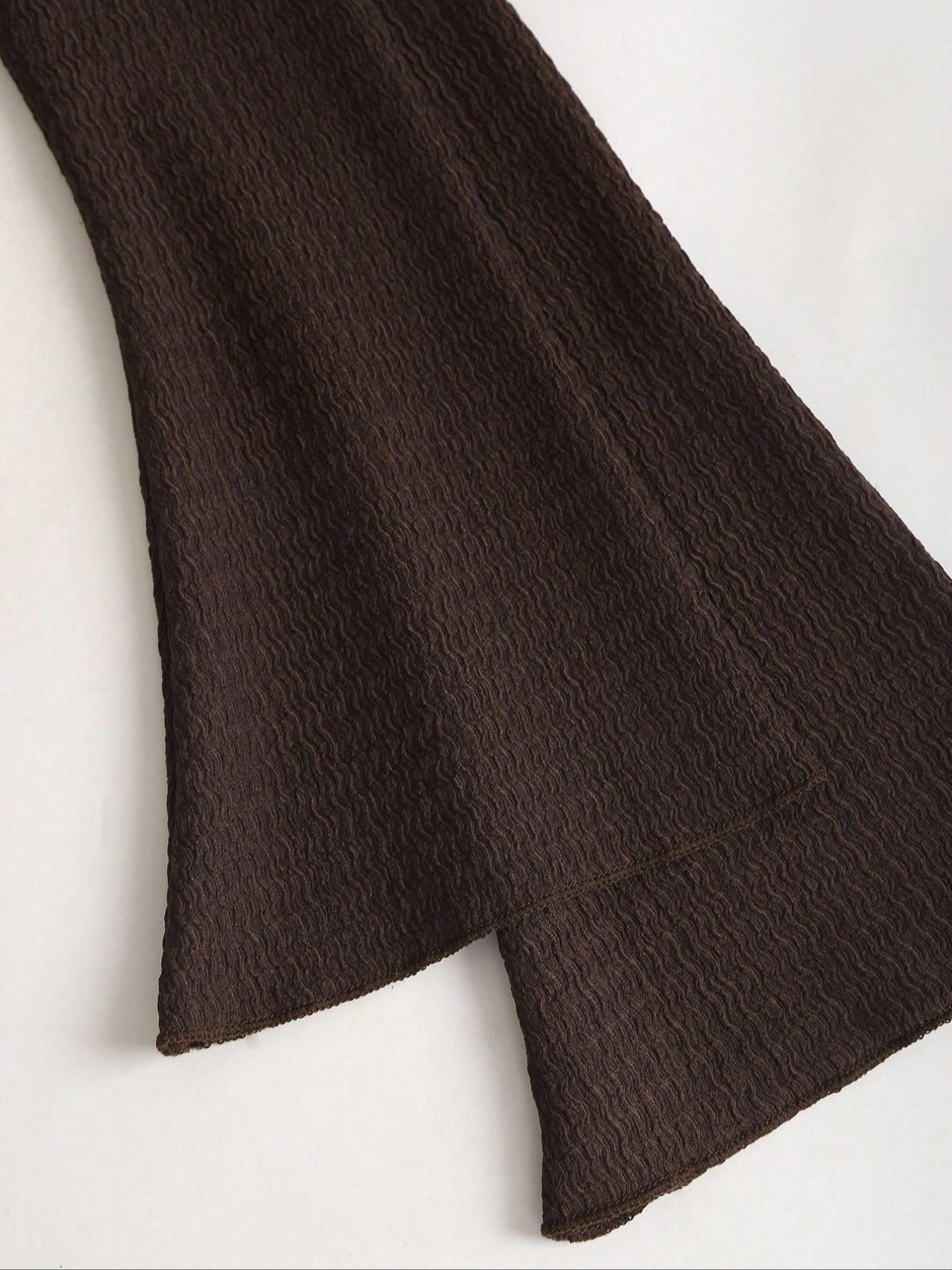 Women's stand-up collar, fitted waist, minimalist Elegant flared sleeves, metal buckle Solid slim-fit midi dress, perfect for parties.