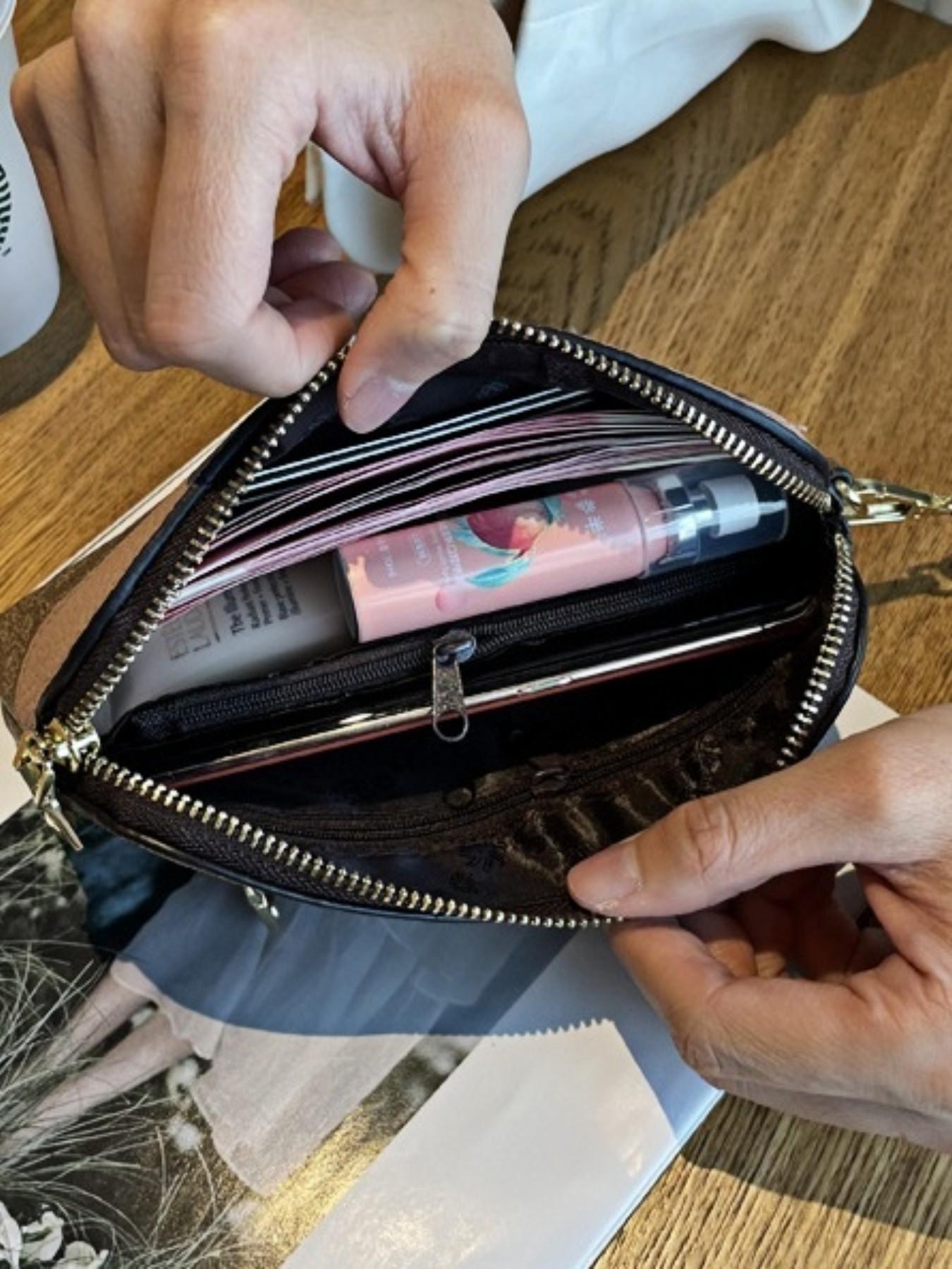 Women's Fashion Handbag, Small Crossbody Bag, Long Wallet for Moms, Stylish Shoulder Bag, New Trendy Phone Case, Elegant Design