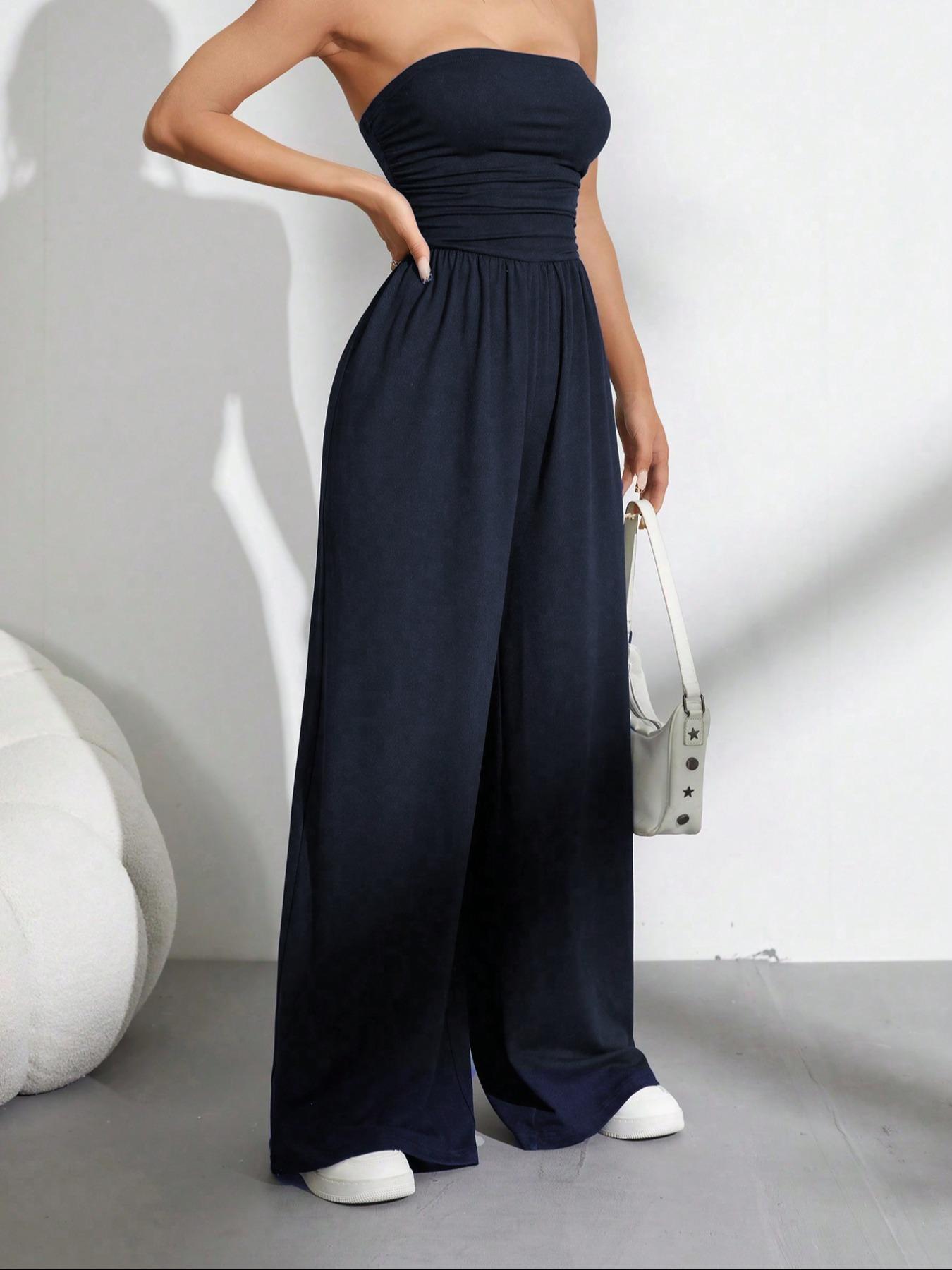 2026 Solid Color Casual Sleeveless Pleated Loose Jumpsuit Womenswear Basic