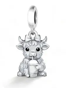 Cute Cartoon Bow Highland Cow Charm Pendant, Silver Color Copper Material, Animal Pattern, Perfect Gift for Friends, All Seasons Accessory