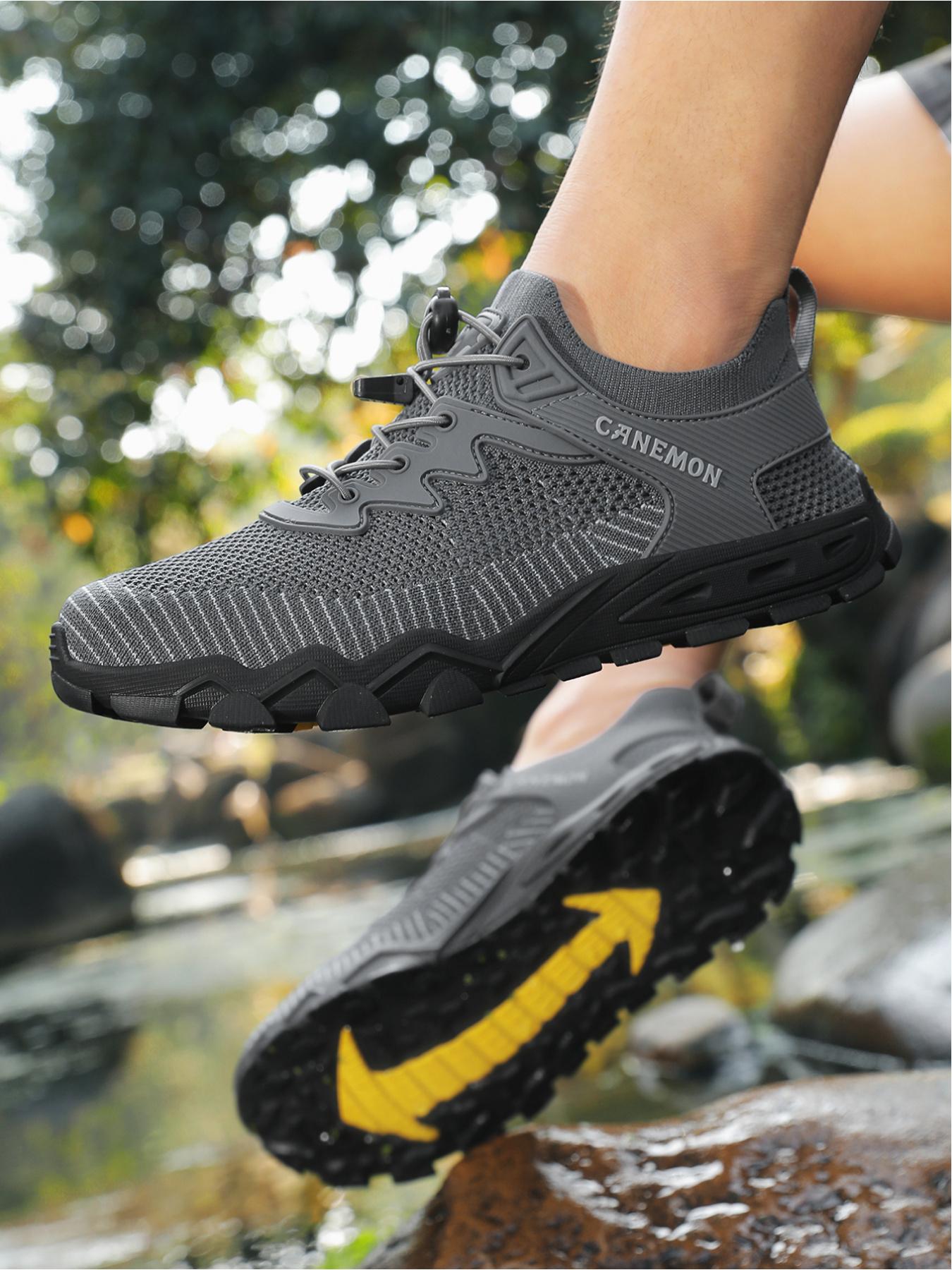 Men's casual sports outdoor shoes, with a breathable, soft, and comfortable upper that wraps around, and a multi-directional tooth pattern on the sole for strong grip. Suitable for hiking, exploring streams, fishing, cycling, and multiple scenarios