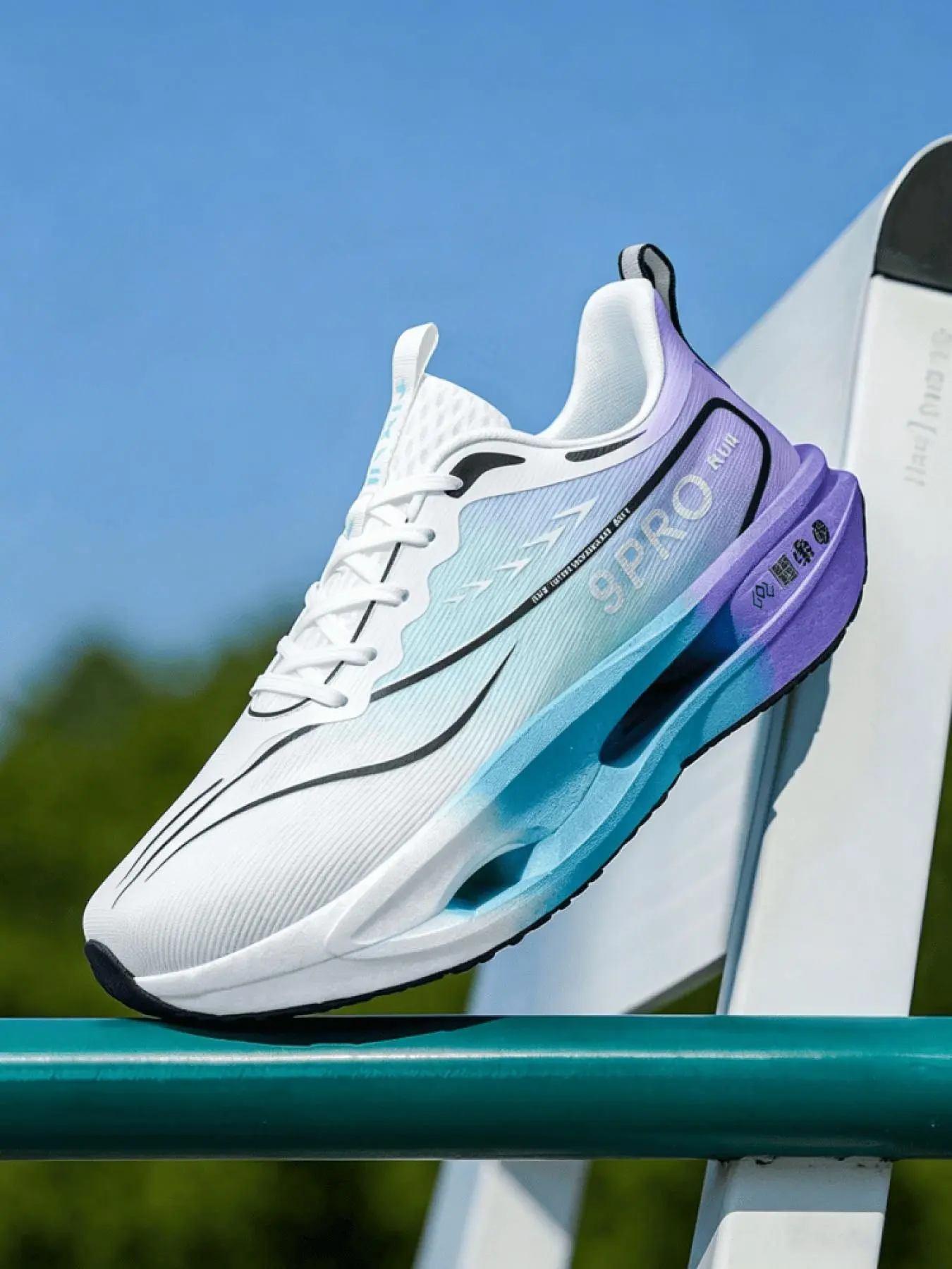 Unisex Trendy Competitive Carbon Plate Sneakers, Ice Silk Jacquard Sweat-wicking Upper, Soft Laces Hollow Cushion Midsole With Boost Carbon Plate, All-weather Grippy Sole Fit Campus Workout Daily Travel