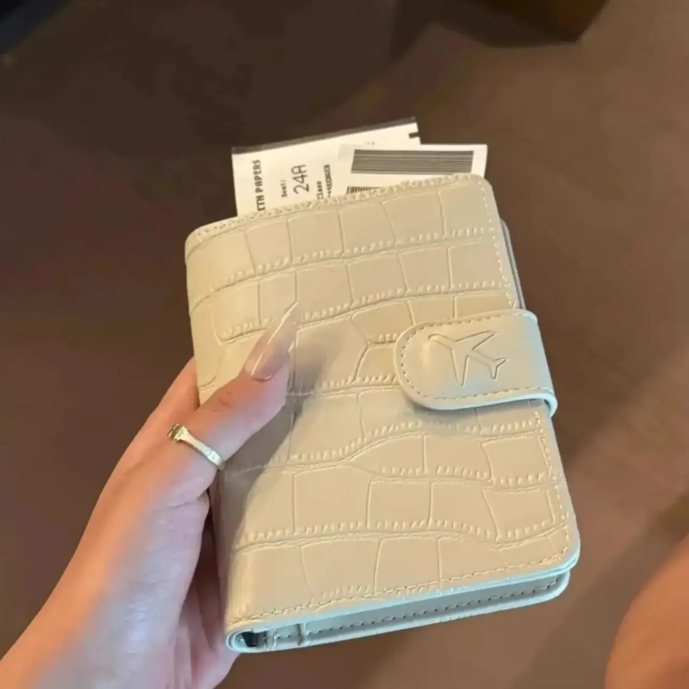 Personalized Minimalist Korean-Style Smooth Leather Passport Cover, Multi-Slot Multi-Functional Travel Document Case, Portable Card Organizer with ID Pocket for Storage & Travel Use, Wallet, Travel Wallet