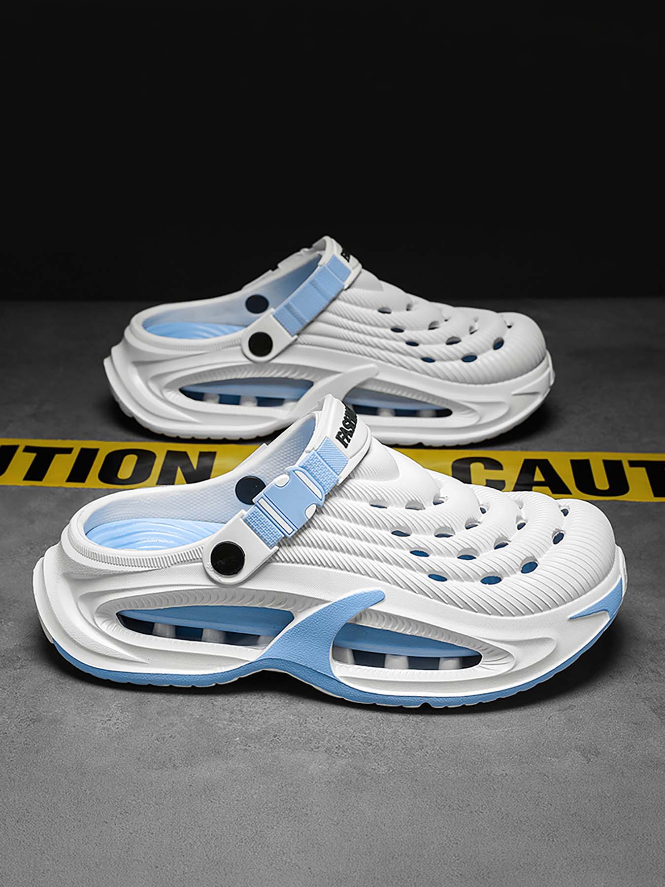 Summer Men's Clogs Outdoor Thick Sole Non-Slip Odor Resistant Durable Quick Drying Soft Beach Sandals