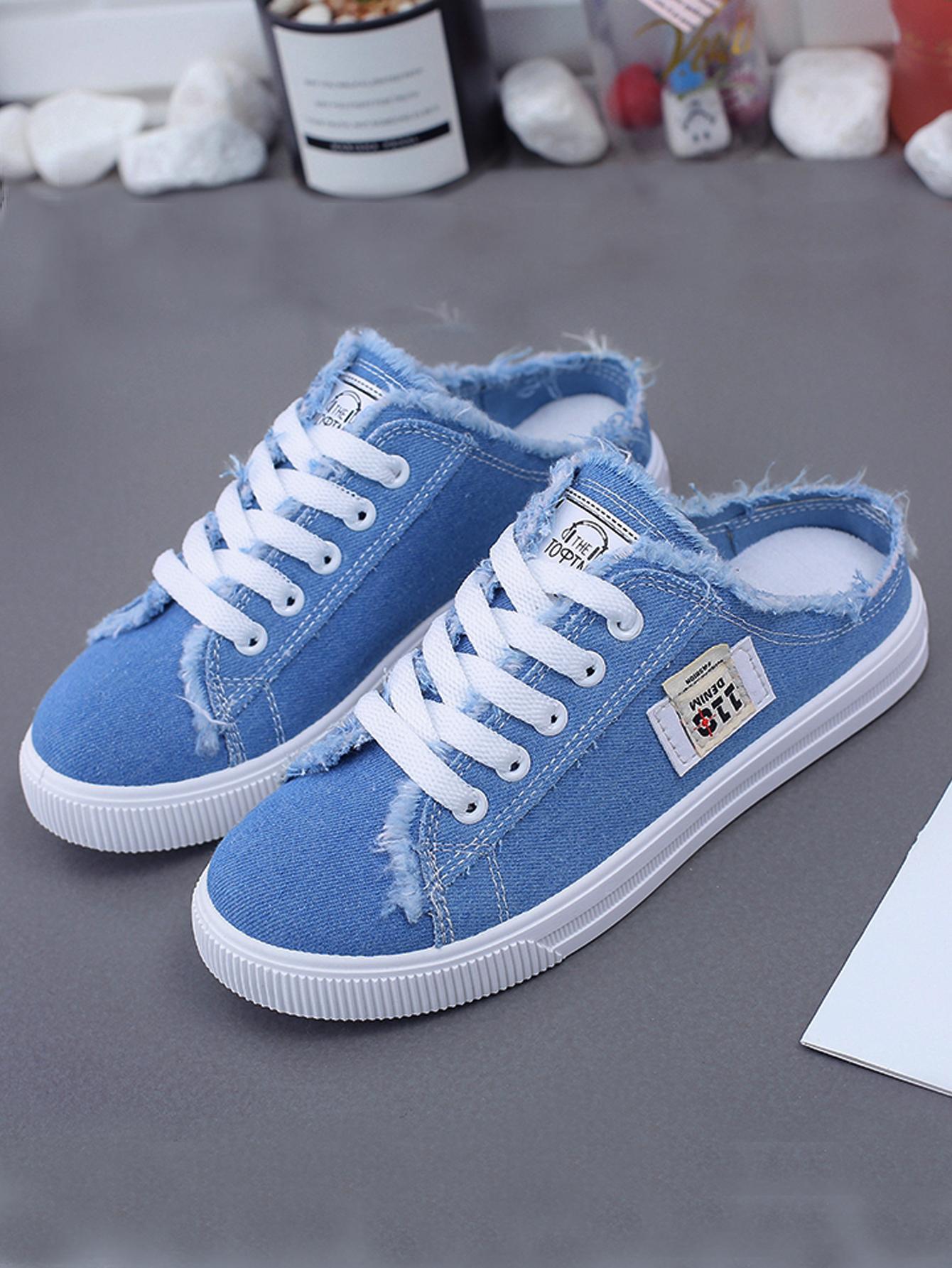 1 Pair Of Stylish Casual Sneaker Flat Walking Shoes in White, Black and Blue, Versatile, Easy To Wear, Suitable for All Seasons