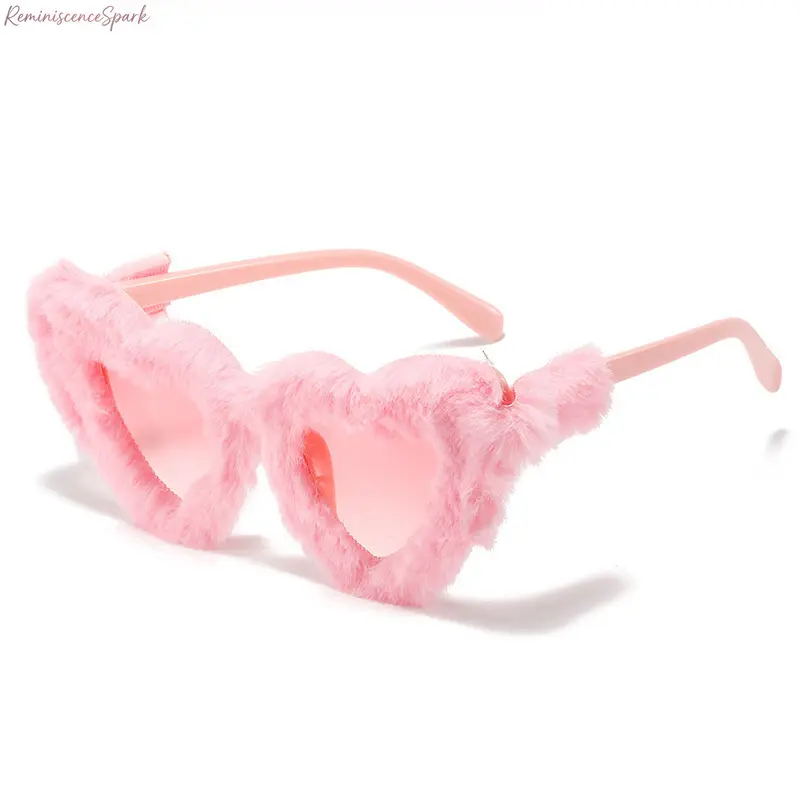 Unisex Y2K Heart Fuzzy Sunglasses, Fluffy Plastic Frame Gradient Lens Decor Eyewear, Viral Winter Plush Fashion Shades For Club Parties, Holiday Parties, Street Shooting, Winter Outfits & Festival Cosplay
