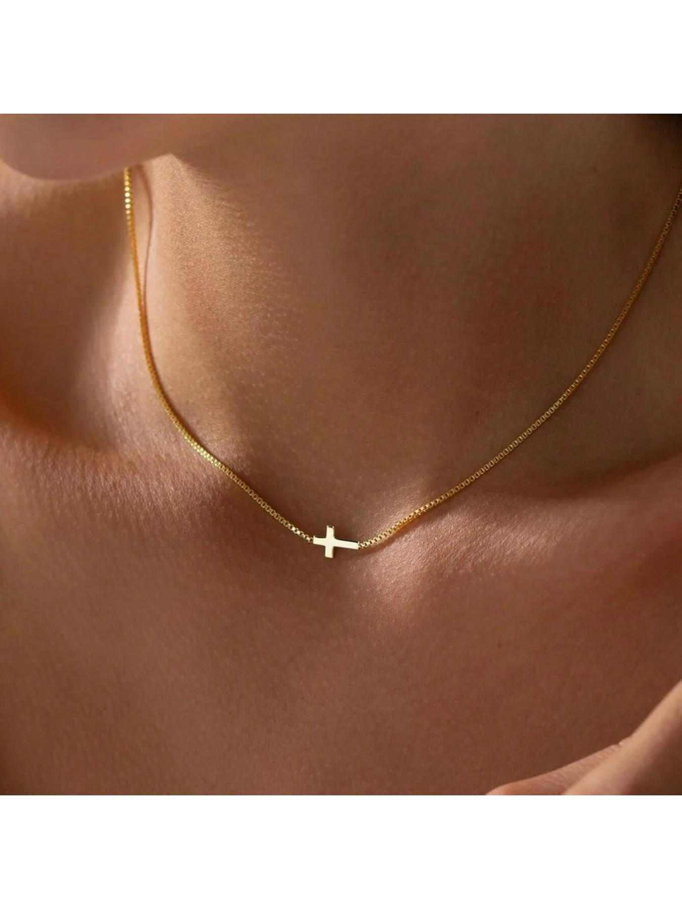 Fashion Cross Pendant Necklace - Unique Design, Sophisticated Look, Long-lasting Color Fastness, Collar Chain, Anti-allergy, Atmosphere-creating Accessory