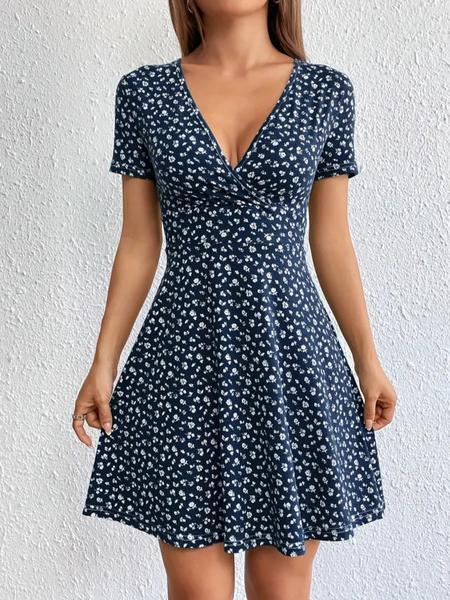 Women's Ditsy Floral Print V Neck Wrap A Line Dress, Boho Fashion Short Sleeve Short Dress for Daily Holiday Vacation Wear, Frenchy Style Ladies Dress for Summer