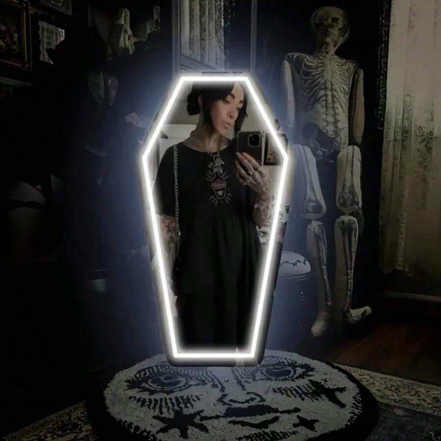 Gothic Coffin Shape Neon Wall Mirror, USB Powered, Glass Surface, Irregular Art Style, Perfect for Dark Art Lovers and Holiday Gifts