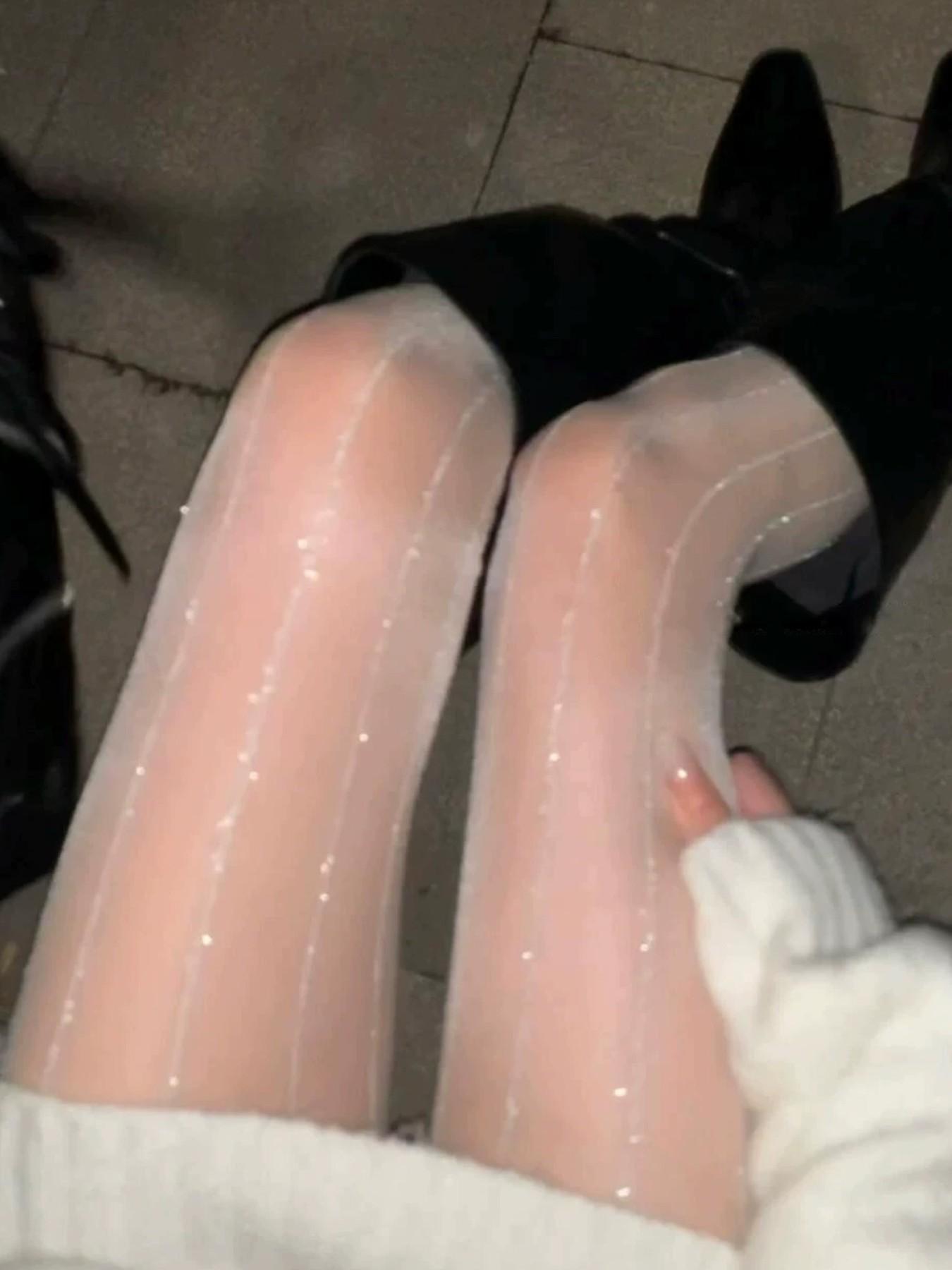 Shiny Silver Color Vertical Stripe Stockings, Slimming Mesh Underwear, Elegant Fitted Design, Women's Fashion Accessories