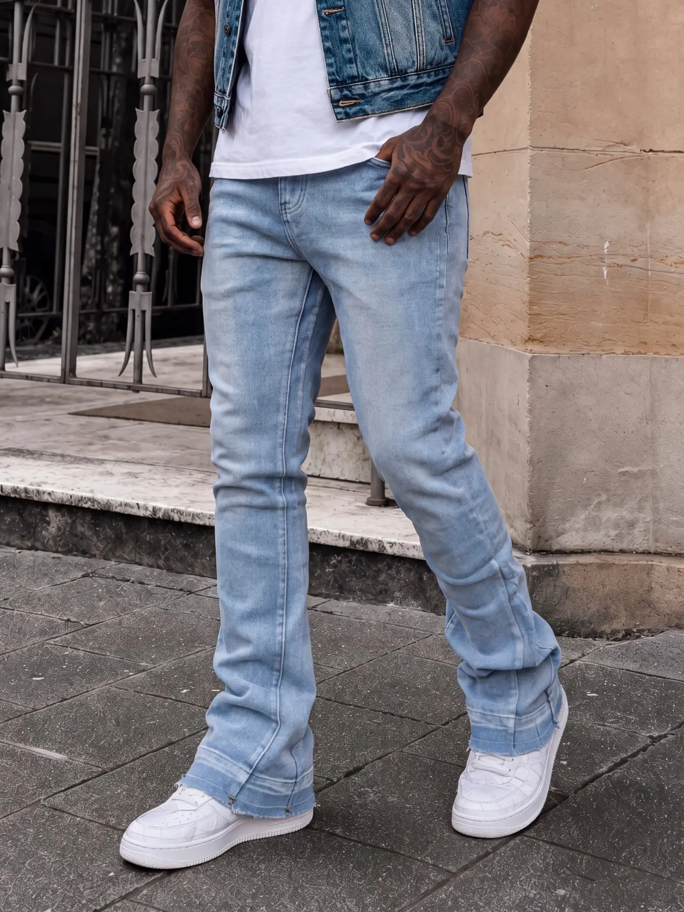 Men’s Vintage Washed Slight Flare Jeans, Stretch Slim-Fit Design, Frayed Hem and Stacked Fit Design, Vintage Y2K Hip-Hop Streetwear Everyday Casual Men’s Denim Pants