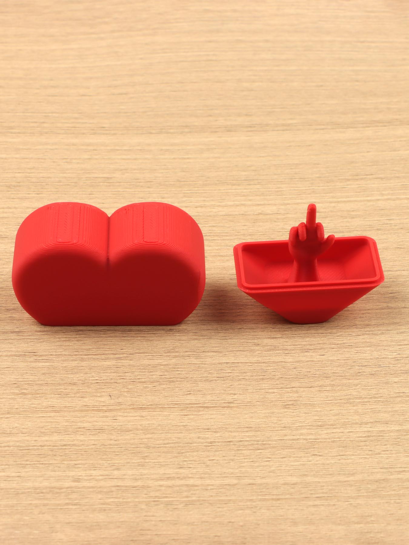 1pc Red Love Heart Surprise Gift, Valentines Day Surprise Box, Funny Gag Gifts, Humor Gift, Gifts for Lover, Valentine'S Day Gifts for Men and Women, Party Favors
