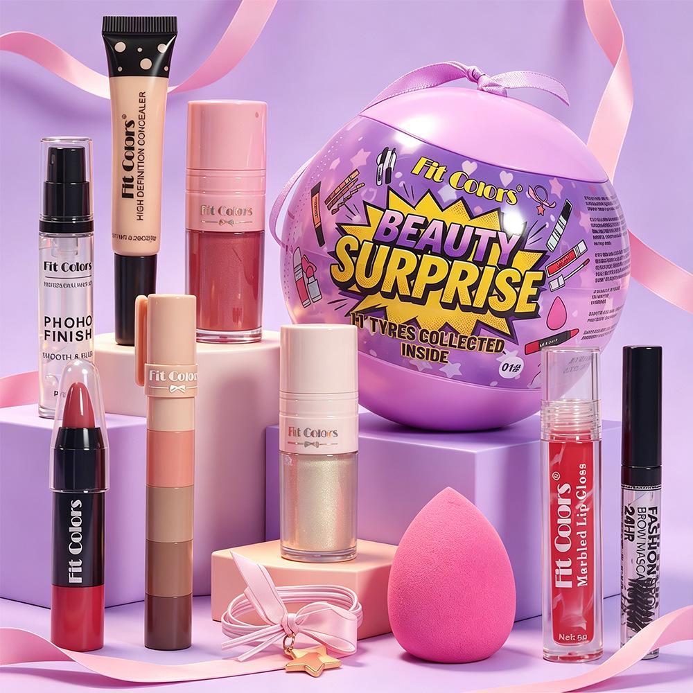 11-piece all-in-one makeup set for lazy users. Complete base, eye and lip makeup. Easy for beginners. Great for daily use, travel and gifting