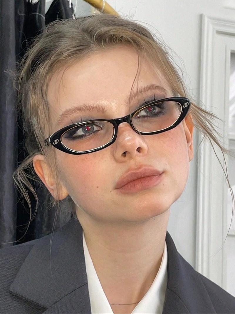 Small Frame Tr90 Oval Cat Eye Fashion Glasses, Trendy Frames, Metal Hinges Retro Personalized Versatile Anti-Blue Light Eyewear for Daily Wear