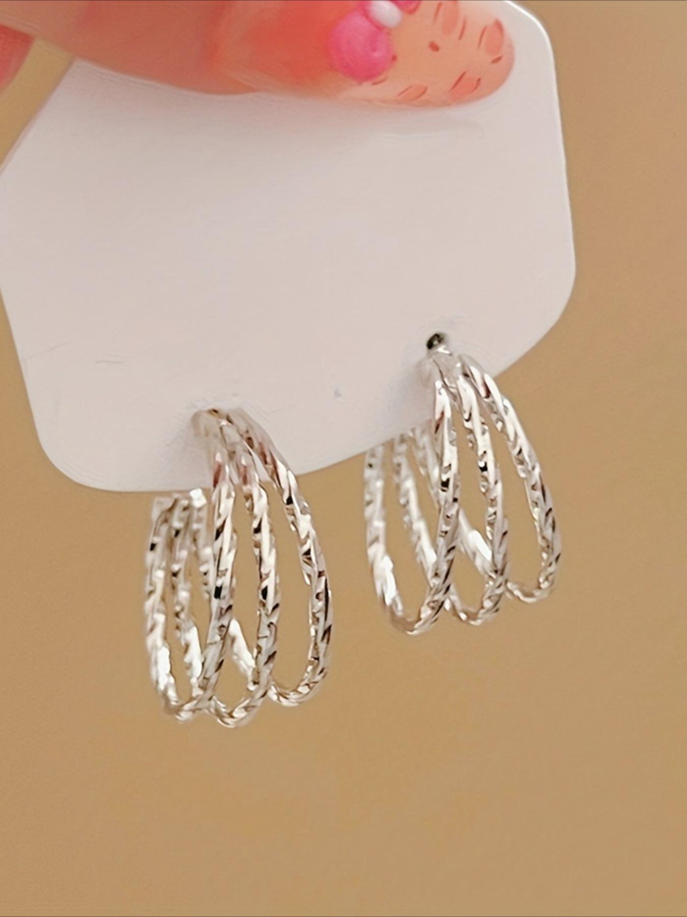 1 Pair of Fashionable Metal Multi-layer Fried Dough Twists C-shaped Earrings Women's Earrings Simple, Elegant, Casual, Everyday, Versatile Earrings