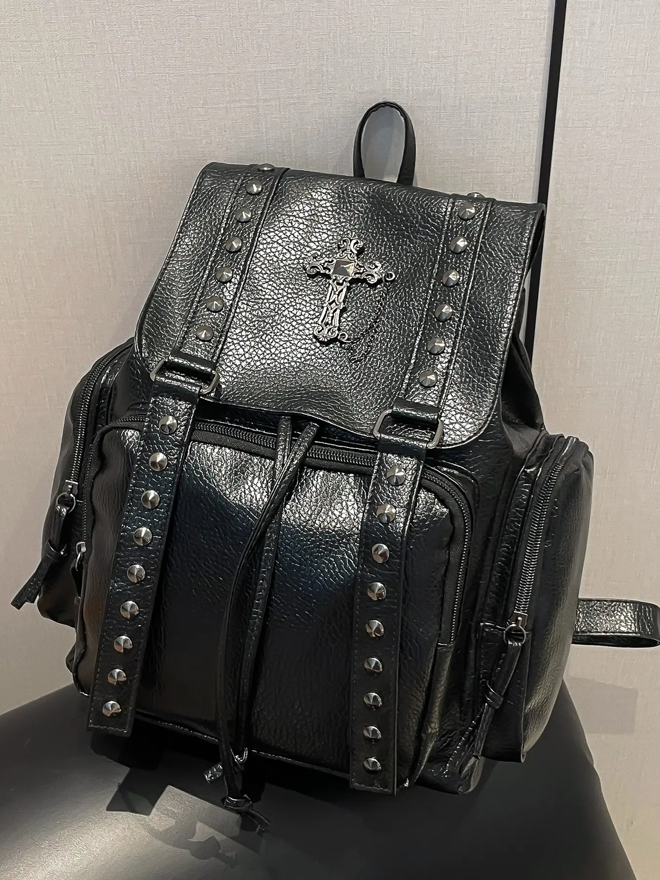 Retro Large Capacity Backpack, Rivet Decor Punk Style, Solid Color Fashion Versatile Simple Bag, Perfect for Daily Use and Travel