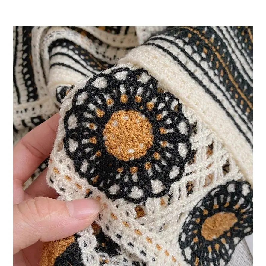 Sleeveless Crochet Top Embroidery Flower Blouse Open-knit Crop Tops for Women Spring Summer Boho Vacation Outfit