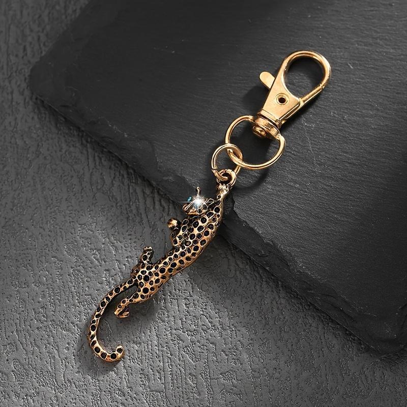 1pc European-American Vintage Minimalist Leopard-Shaped Bag Charm Keychain - Gold-Colored Chain-Attached Fashion Accessory, Keychain for Car Keys & Men’s Bags