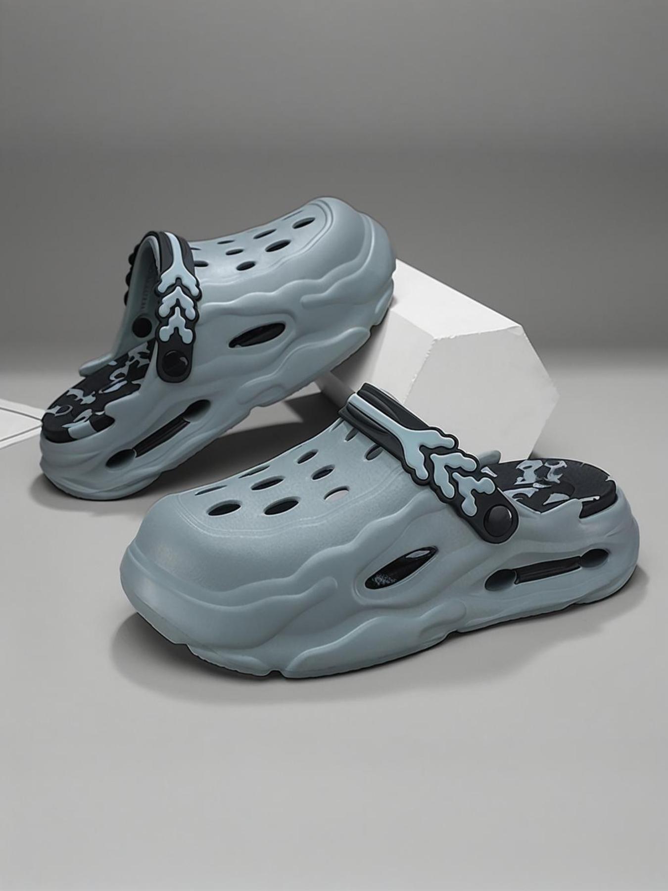 Men's Colorblock Hollow Out Design Clogs, Casual Comfortable Breathable Non-slip Clogs, Fashionable Slippers for Indoor & Outdoor Wear, Breathable Lightweight Clogs