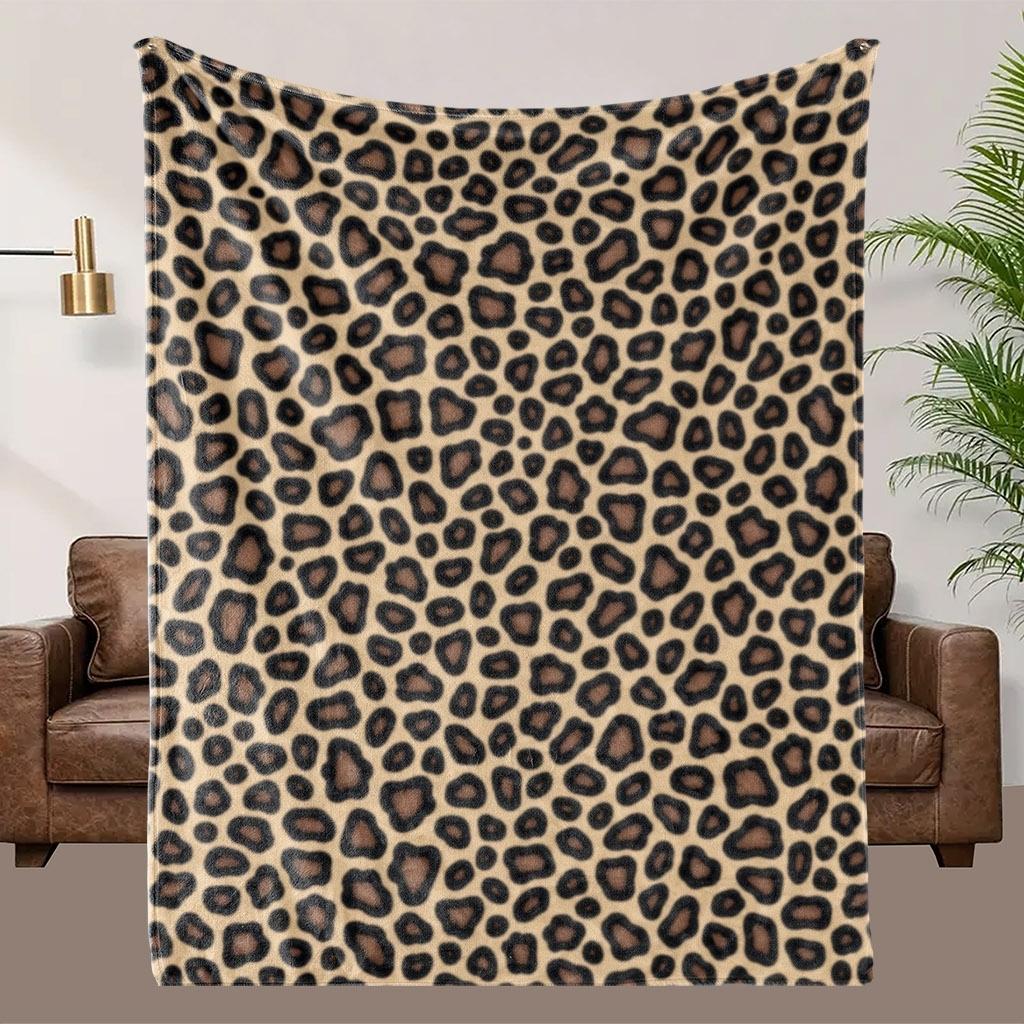 1 Comfortable Leopard Print Background Flannel Blanket, Soft Printed Cooling Blanket, 100% Polyester Fiber, Perfect Gift For Family And Friends