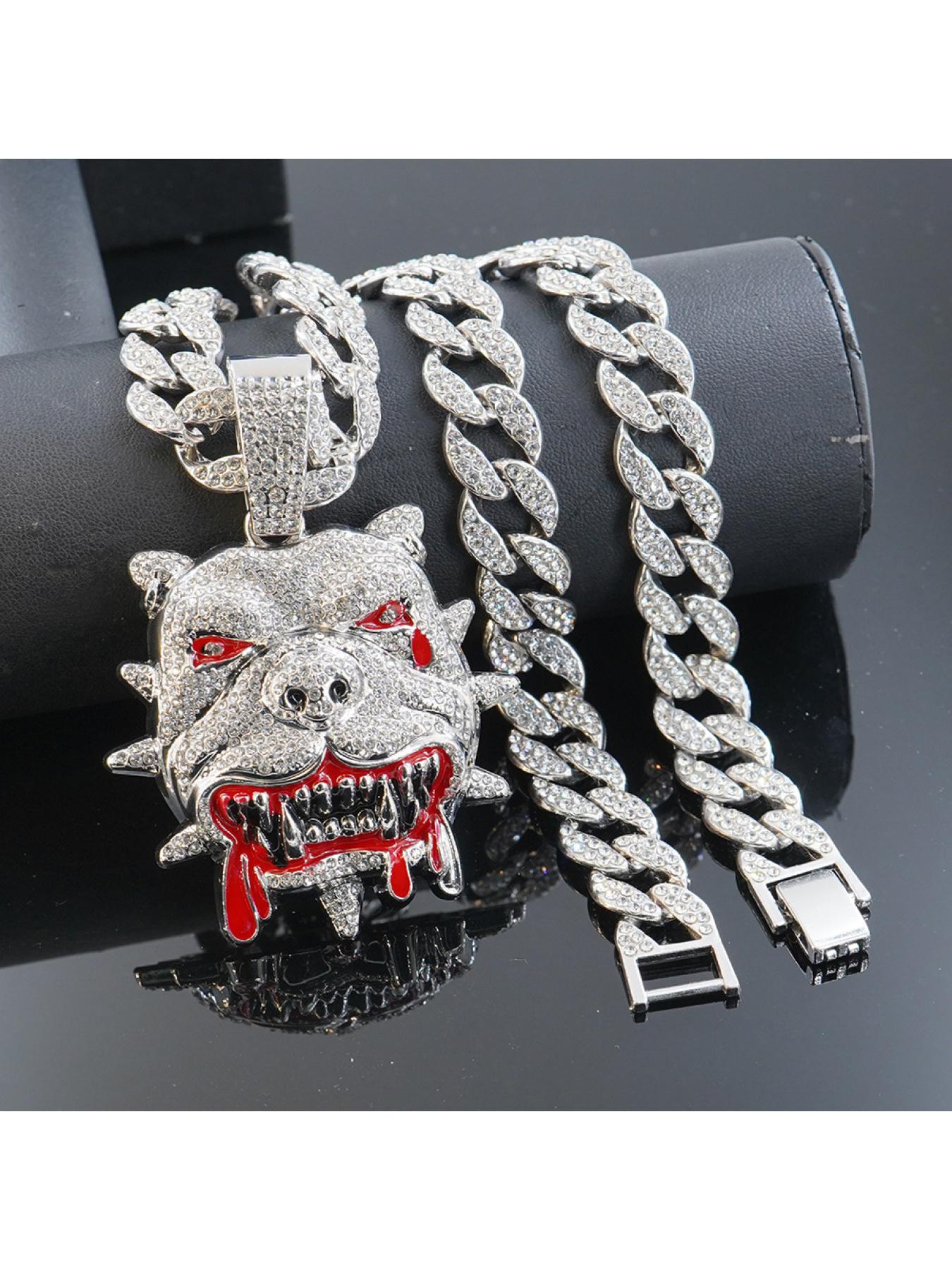 Hip-hop personalized bulldog pendant necklace, trendy, stylish, and cool men's accessory