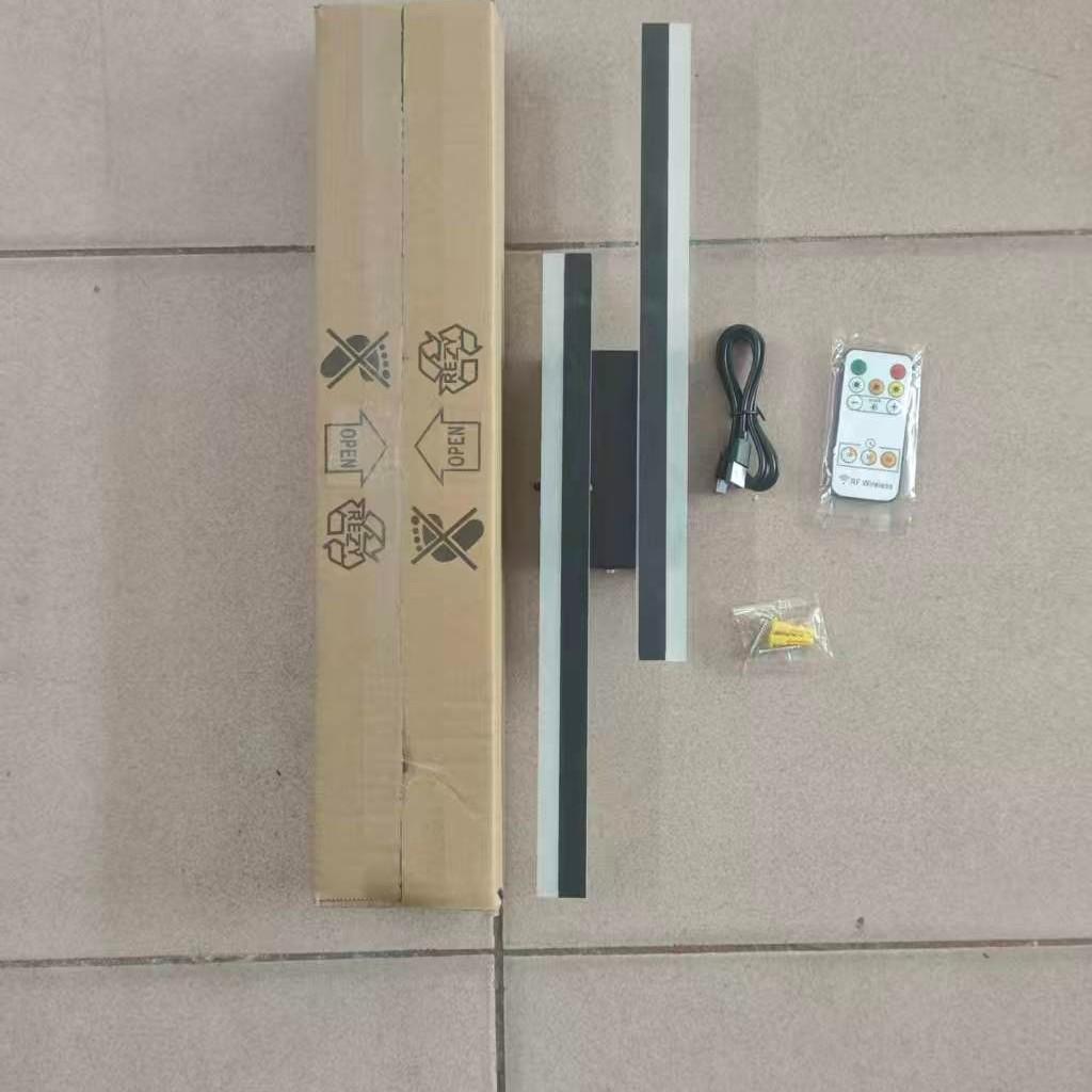 Adjustable LED Wall Light, Magnetic Installation, Energy Efficient, Primary Battery Powered, Ideal for Bedrooms & Living Rooms