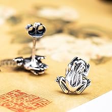 Frog Earrings for Women Cute Stuff Vintage Frogs Shaped Stud Earring Funny Cute 3D Animal Earrings Whimsical Jewelry Unique Gifts for Women Mothers Day Gifts