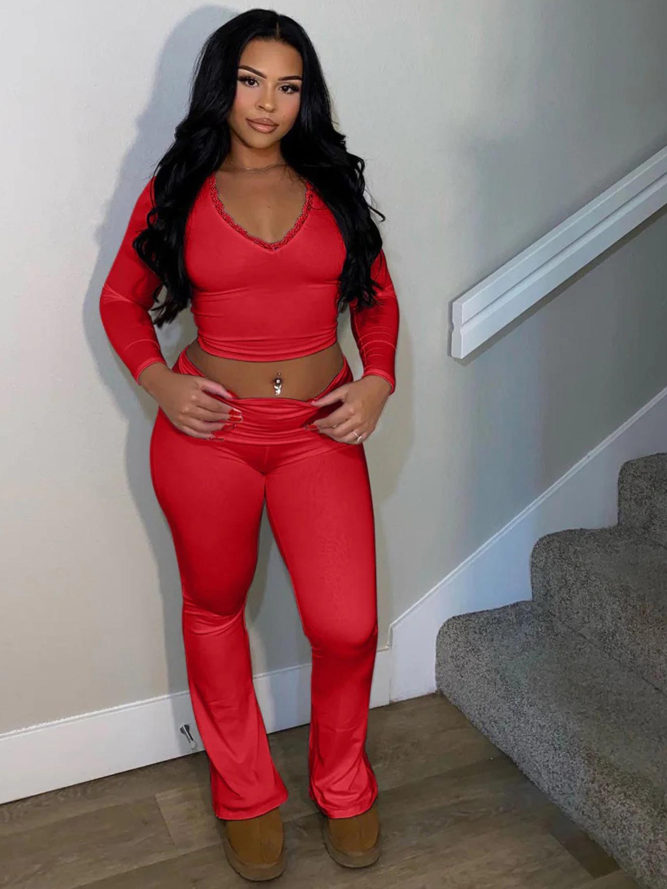 Women's Contrast Lace Crop Tee & Flare Leg Pants Two-Piece Set, Casual Slim V Neck Long Sleeve Top & Bell Bottom Trousers for Daily Wear, Ladies Fall & Winter Clothes