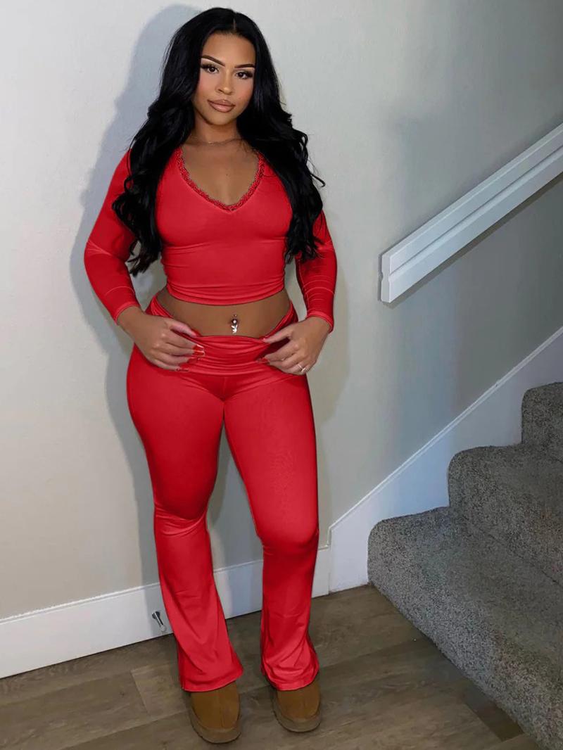Women's Contrast Lace Crop Tee & Flare Leg Pants Two-Piece Set, Casual V Neck Long Sleeve Top & Bell Bottom Trousers for Daily Wear, Ladies Fall & Winter Clothes