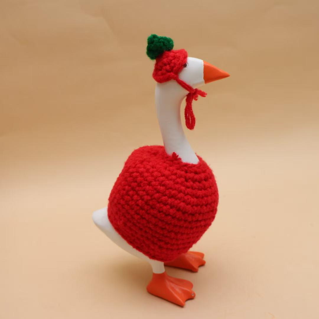 7 Inch Desktop Goose Handmade Crochet Yarn Apple Set, Porch Decoration, Christmas Photo Prop, Holiday Fashion Party Clothes