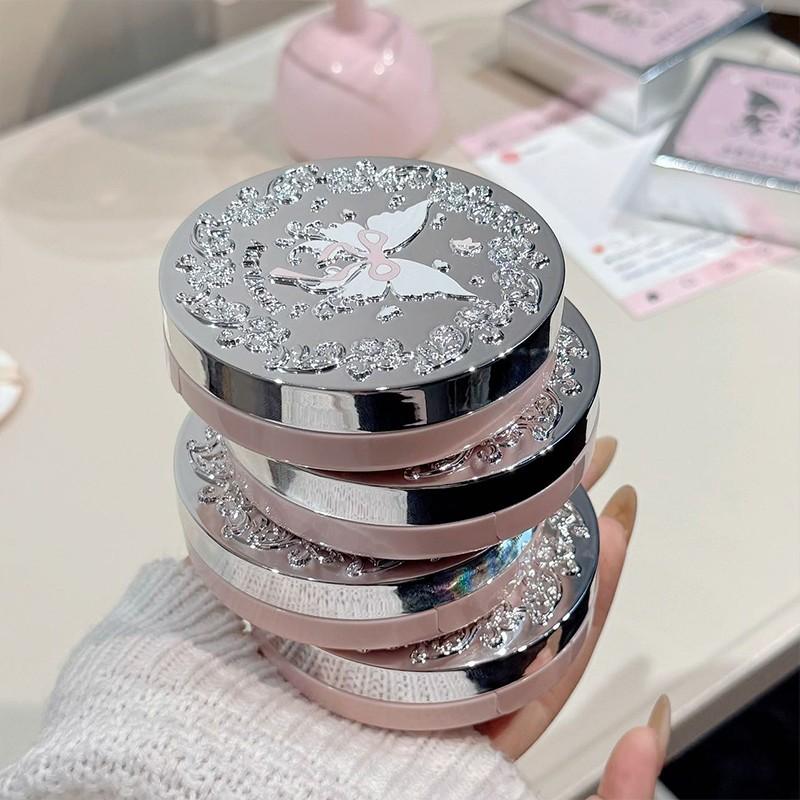 Butterfly Embossed Cushion Bb Cream, Natural Fit, Long-Lasting Concealer, Suitable for All Skin Types, Includes Mirror and Powder Puff