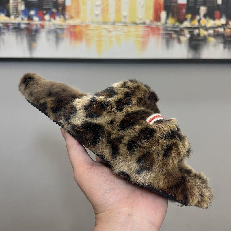 Men Women Winter Faux Fur Slippers Warm Letters Fluffy Indoor Outdoor Slide Sandals Comfortable Fuzzy Flip Flop Slipper 2025 New
