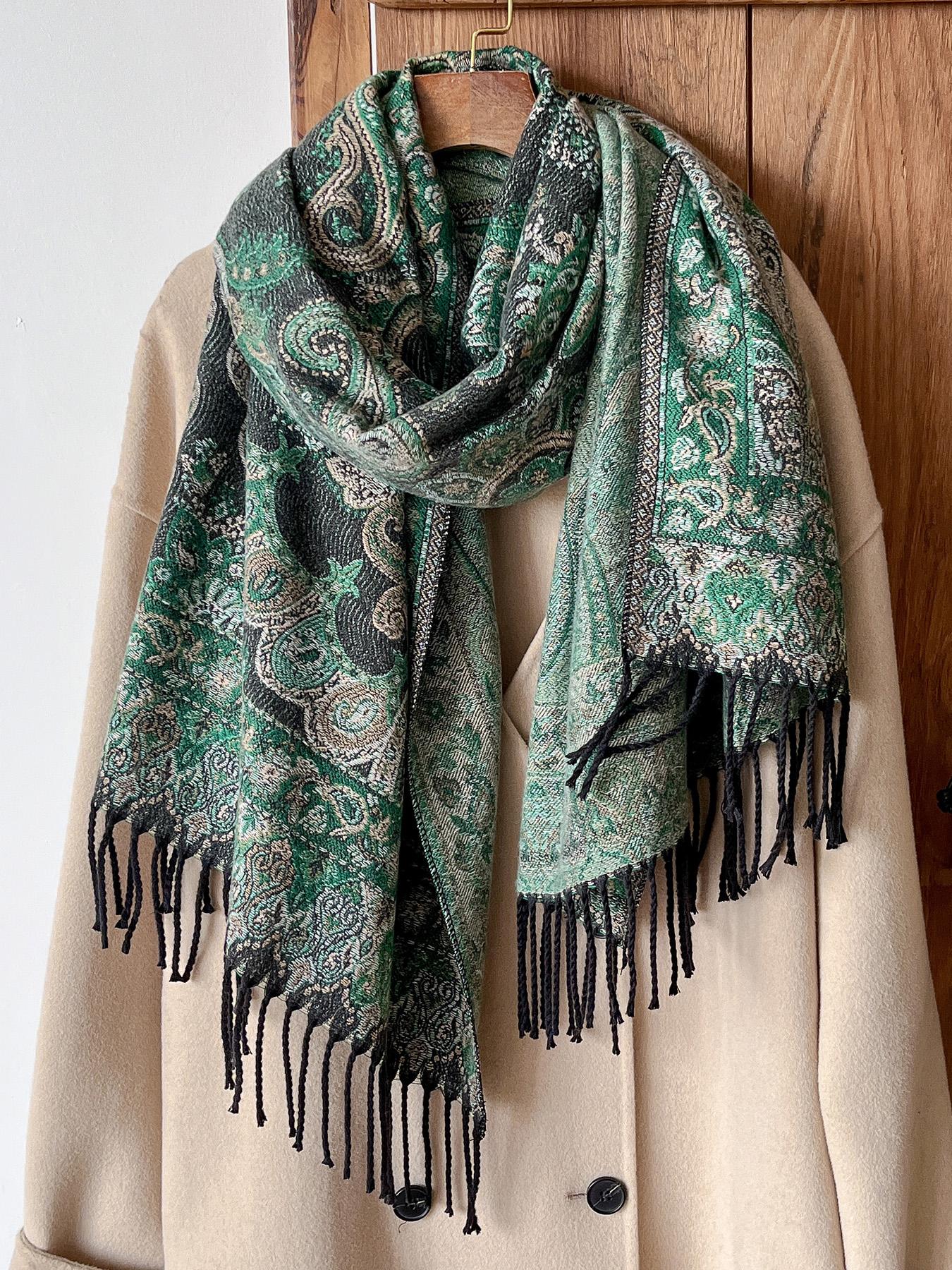 Women's Boho Style Paisley Print Scarf, Fall Winter Woven Fabric, Fitted Design, Soft Warm Accessory for Daily Wear & Modern Fashion